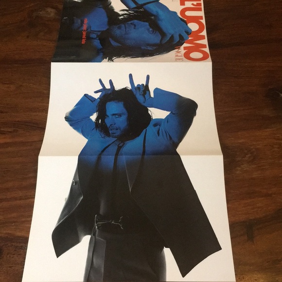 l’uomo vogue magazine December 2021 featuring Jared Leto - Picture 7 of 16